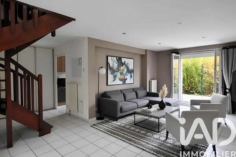 Maison - 103 m² - 5 pièces