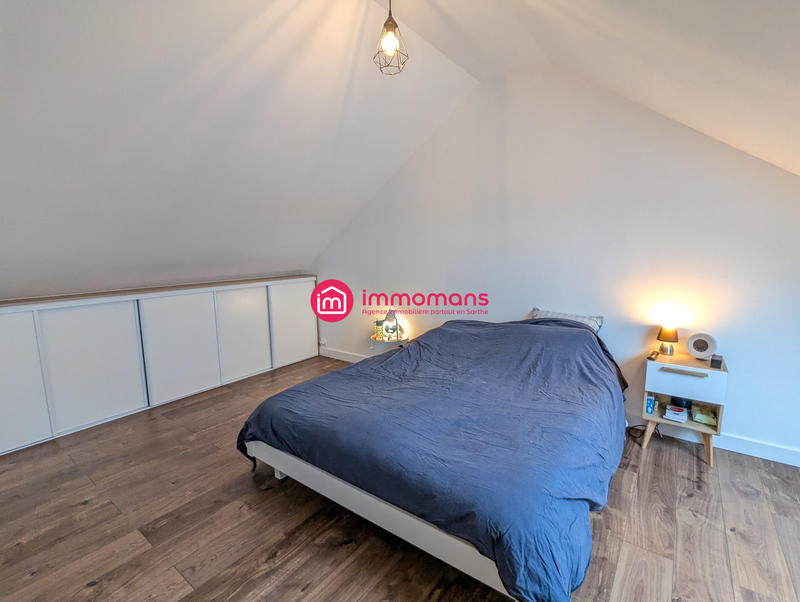 Maison - 93 m² - 4 pièces