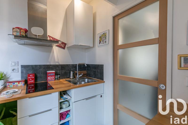 Studio - 11 m² - 1 pièce