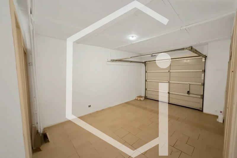 Maison - 160 m² - 5 pièces