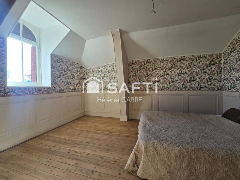 Château - 670 m² - 16 pièces