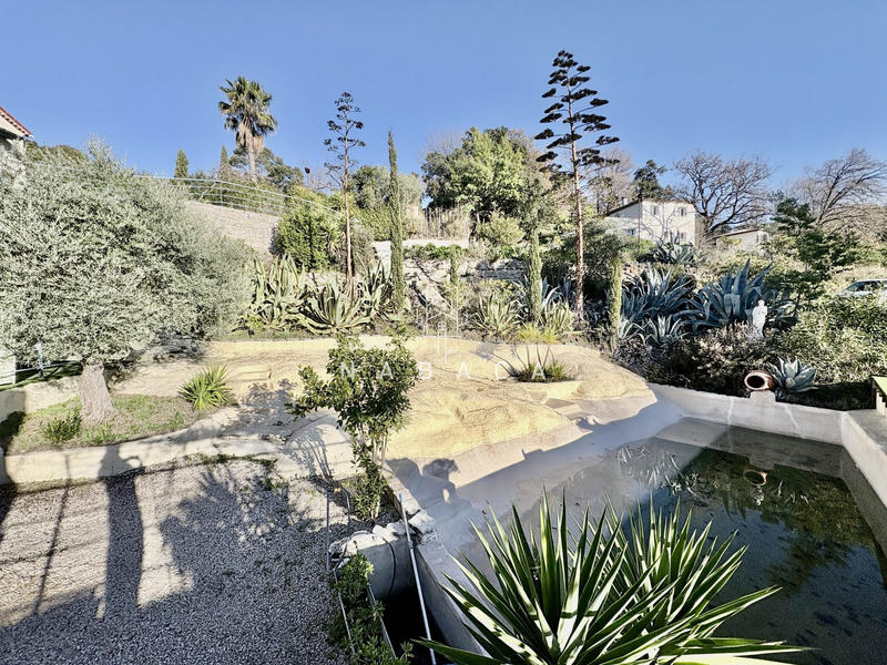 Appartement - 88 m² - 3 pièces