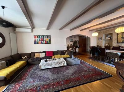 Maison - 185 m² - 5 pièces