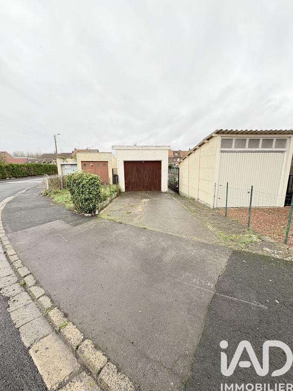 Maison - 93 m² - 4 pièces