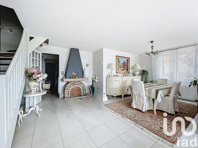 Maison - 121 m² - 5 pièces