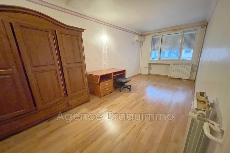 Maison - 331 m² - 10 pièces