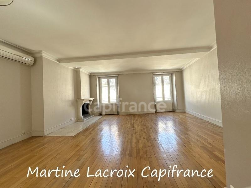 Immeuble - 194 m² - 6 pièces