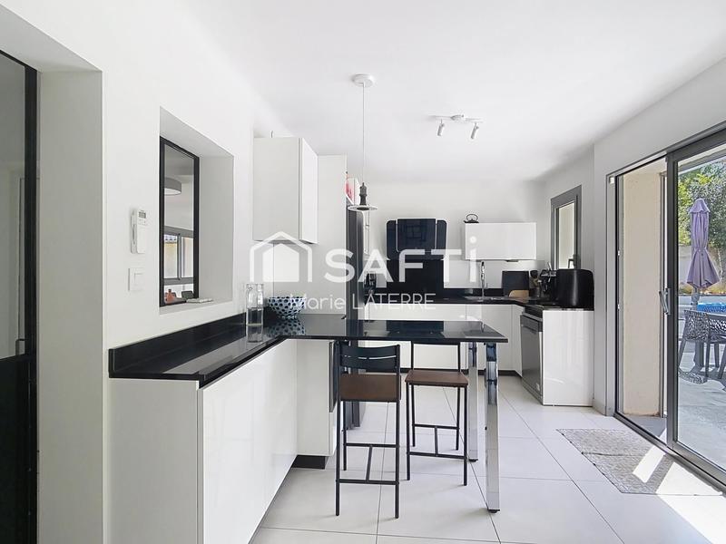 Villa - 285 m² - 7 pièces