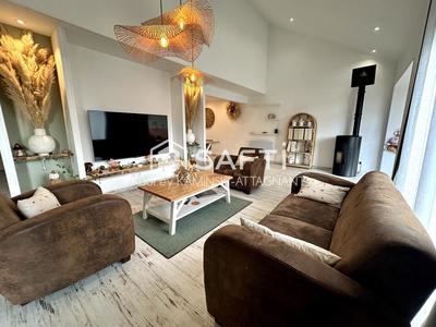 Maison - 145 m² - 8 pièces