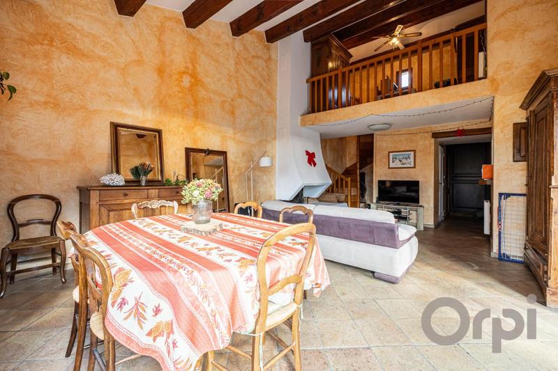 Villa - 124 m² - 6 pièces