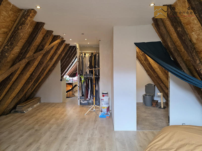 Maison ancienne - 111 m² - 3 pièces