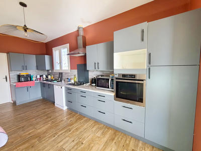 Maison - 194 m² - 6 pièces