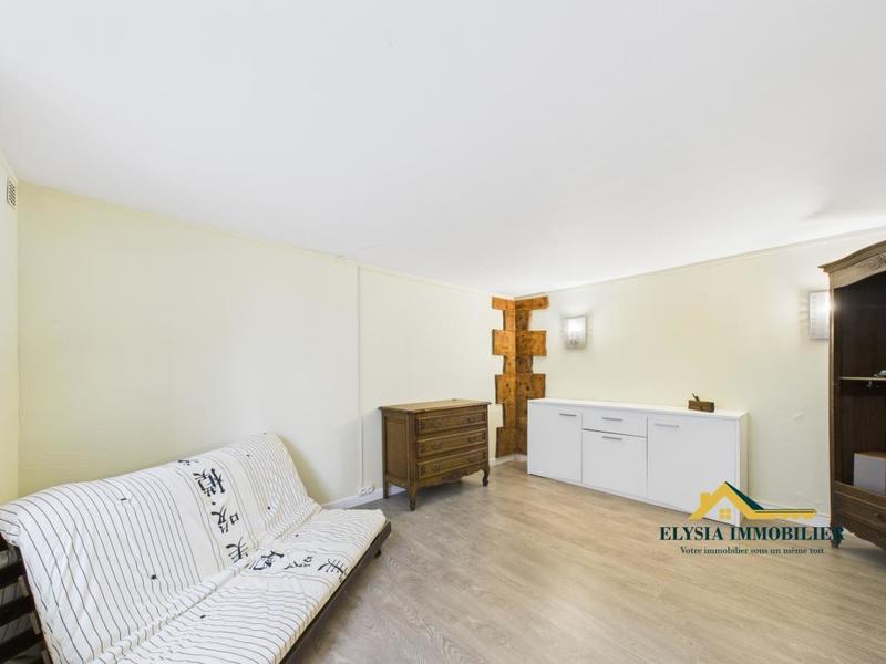 Maison - 231 m² - 2 pièces