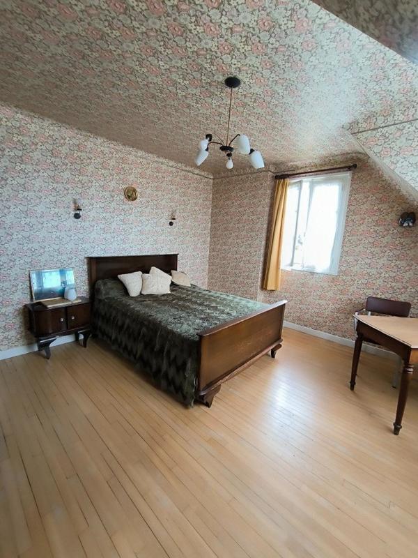 Maison - 104 m² - 6 pièces