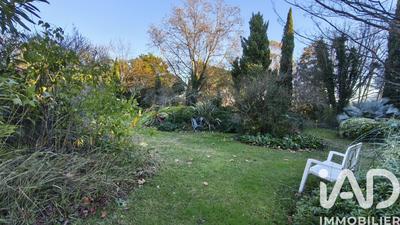 Maison - 215 m² - 5 pièces