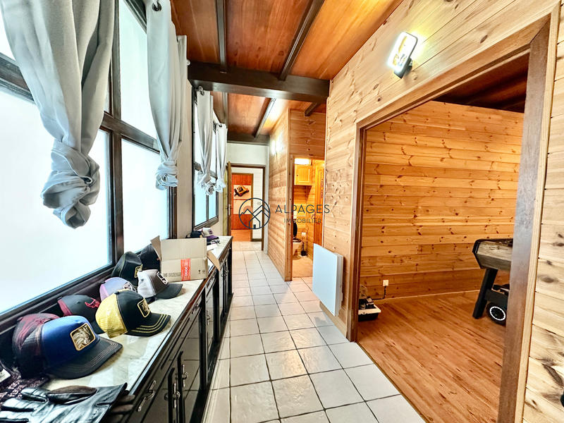 Appartement - 115 m² - 4 pièces