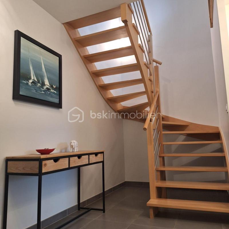 Pavillon - 191 m² - 8 pièces