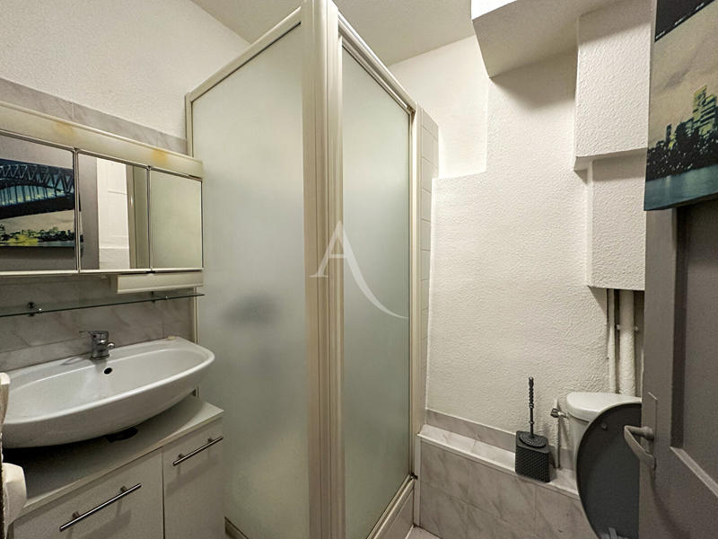 Immeuble - 11 pièces