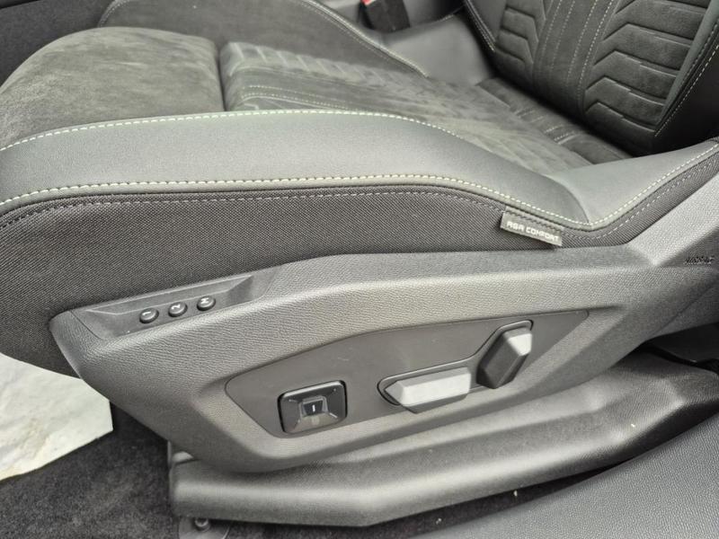 Peugeot 3008 III 1.2 Hybrid 145 E-Dcs6 Gt Exclusive