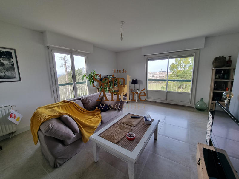 Appartement - 85 m² - 3 pièces