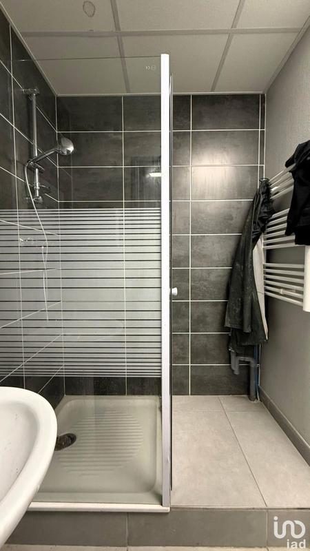 Local commercial - 281 m²