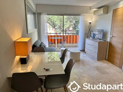 Appartement - 30 m² - 2 pièces