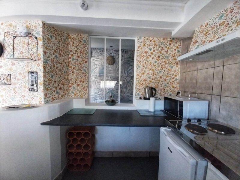 Immeuble - 2 100 m²