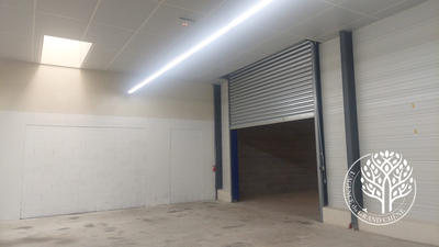 Local d'activités - 481 m² - 5 pièces