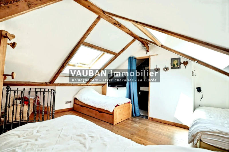 Appartement - 103 m² - 4 pièces