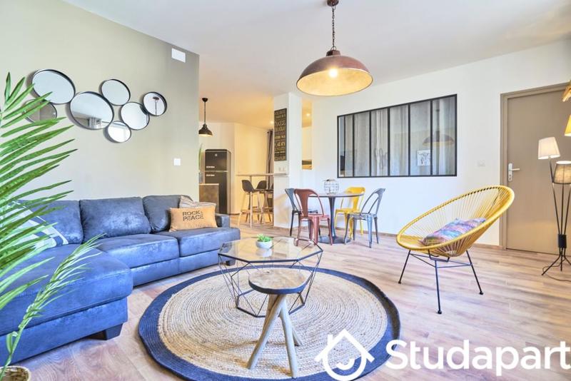 Chambre - 15 m² - 1 pièce