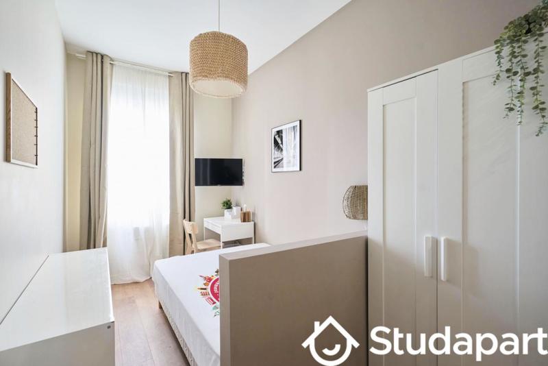 Chambre - 10 m² - 1 pièce