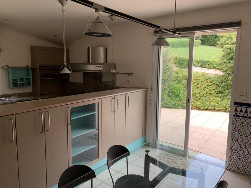 Villa - 220 m² - 6 pièces