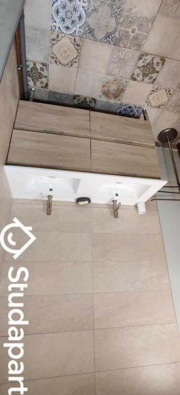 Chambre - 9 m² - 1 pièce