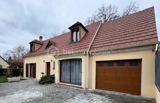 Maison - 114 m² - 6 pièces