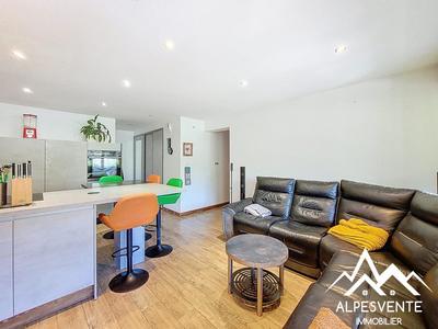 Appartement - 81 m² - 4 pièces