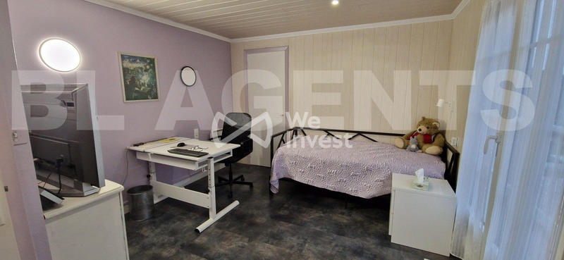 Maison - 244 m² - 10 pièces