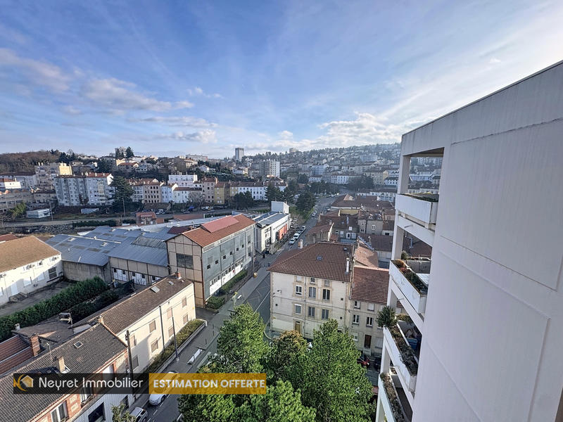 Appartement - 82 m² - 4 pièces