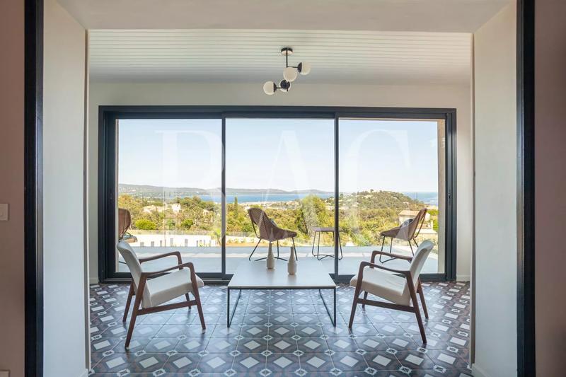 Villa - 180 m² - 5 pièces