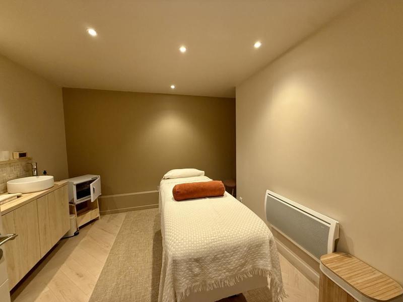 Local commercial - 108 m² - 3 pièces