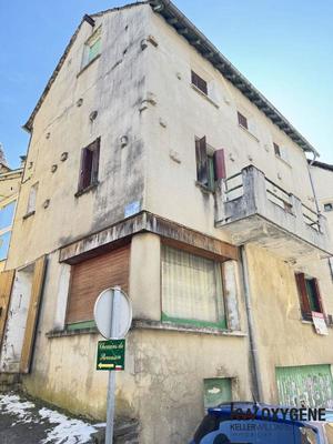 Maison - 70 m² - 5 pièces