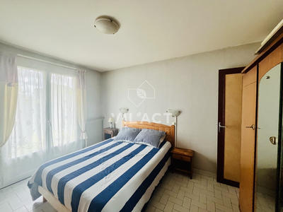 Maison - 136 m² - 6 pièces