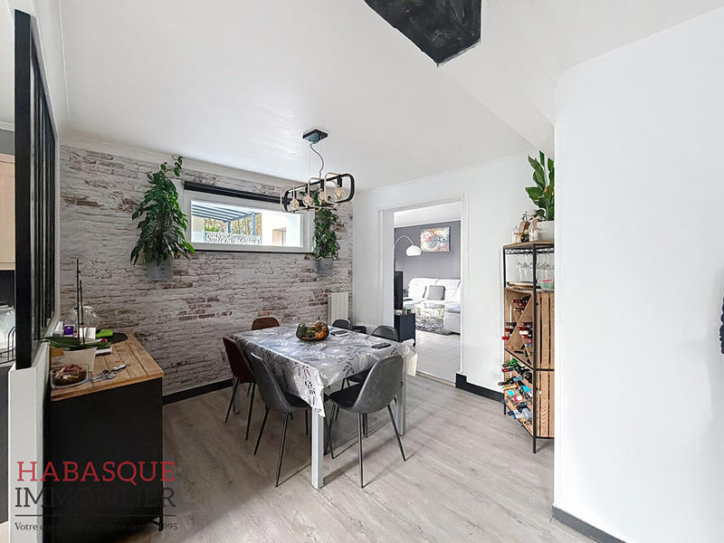 Maison - 129 m² - 6 pièces