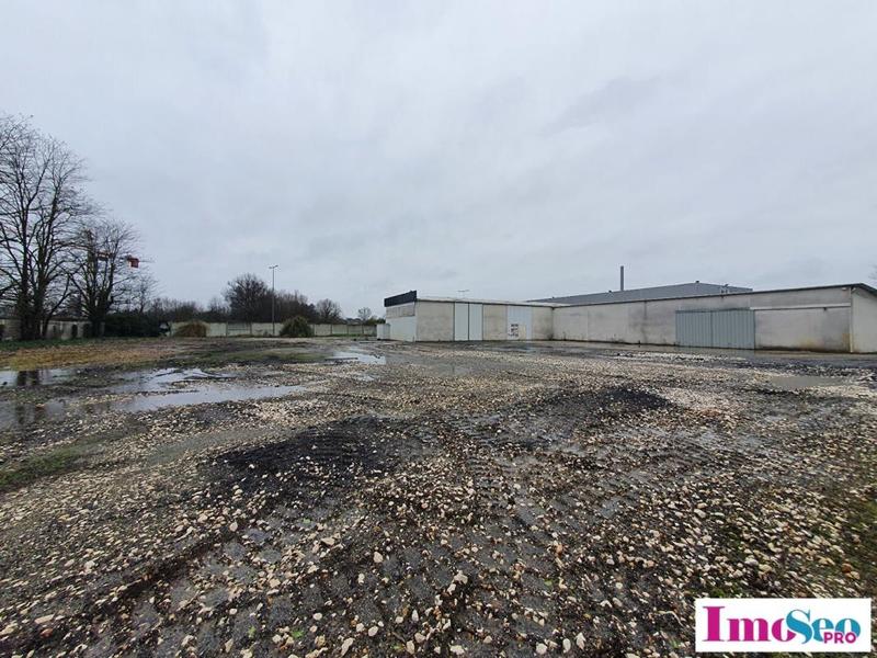 Terrain industriel - 1 428 m²