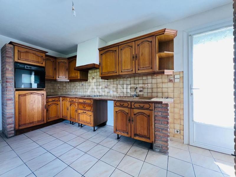 Immeuble - 156 m² - 9 pièces