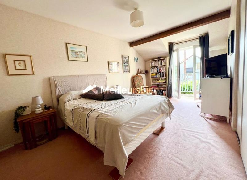 Maison - 143 m² - 6 pièces