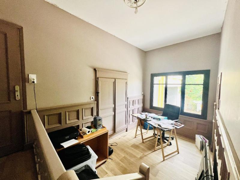 Propriété - 155 m² - 6 pièces