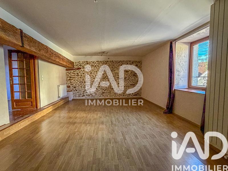 Maison - 252 m² - 7 pièces