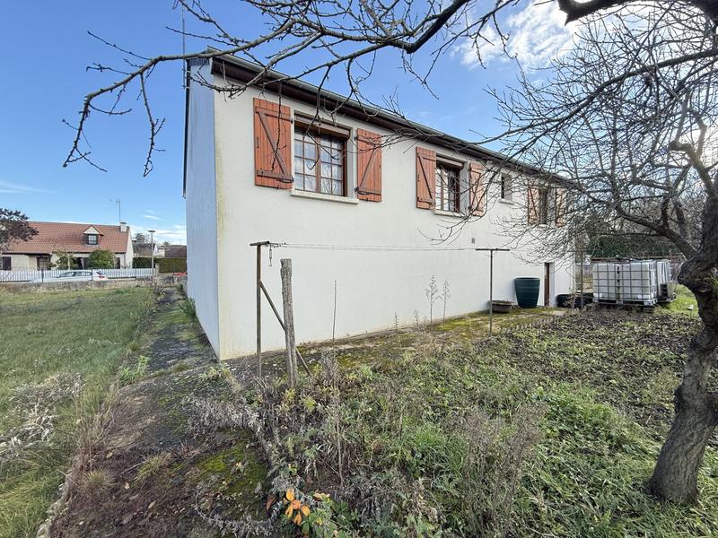 Maison - 95 m² - 5 pièces