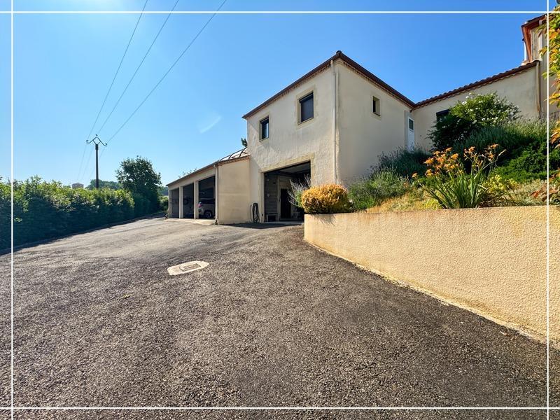 Villa - 162 m² - 7 pièces