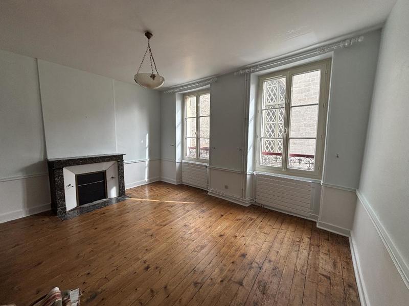 Maison ancienne - 108 m² - 4 pièces